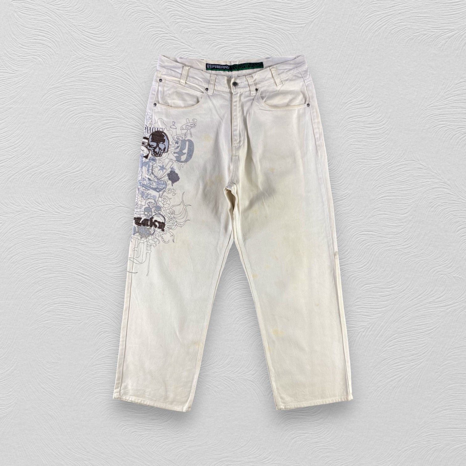 Japanese Brand Vintage Dirty Freaky Jeans Baggy Denim KJ3359 Size US 38 / EU 54 - 1 Thumbnail
