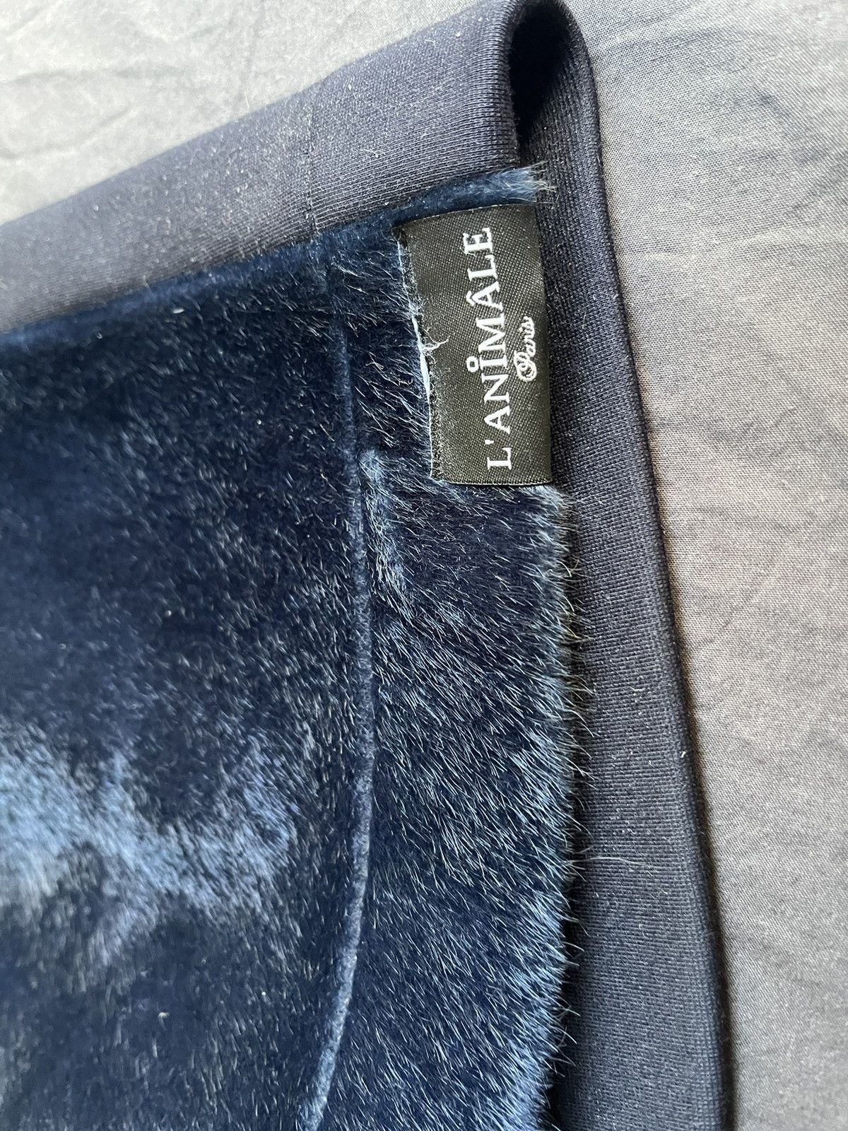 Vintage L‘animale fur shorts in steel-blue Size US 30 / EU 46 - 3 Thumbnail