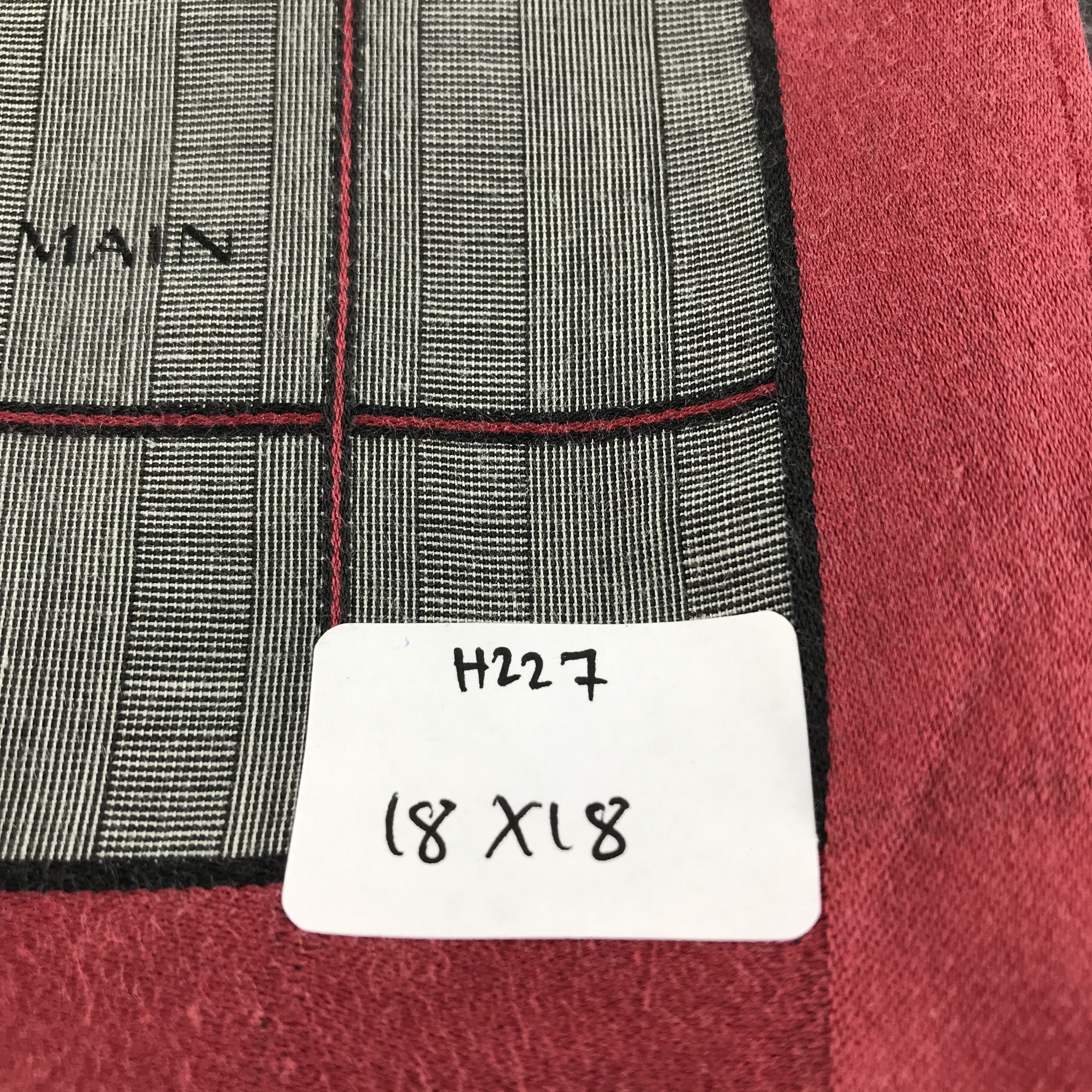 Pierre Balmain Pierre Balmain Handkerchief Neckerchief Bandana H227 Size ONE SIZE - 9 Thumbnail