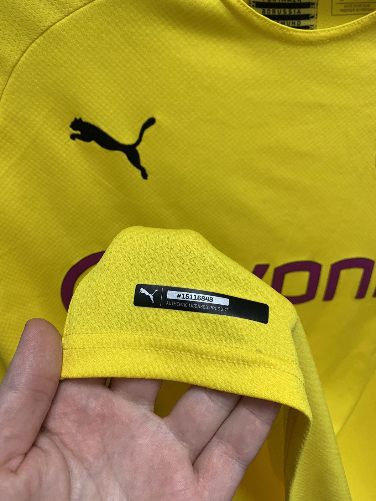 Puma Borrusia Dortmund BVB soccer jersey Xl sz Econik Opel Puma Size US XL / EU 56 / 4 - 10 Thumbnail