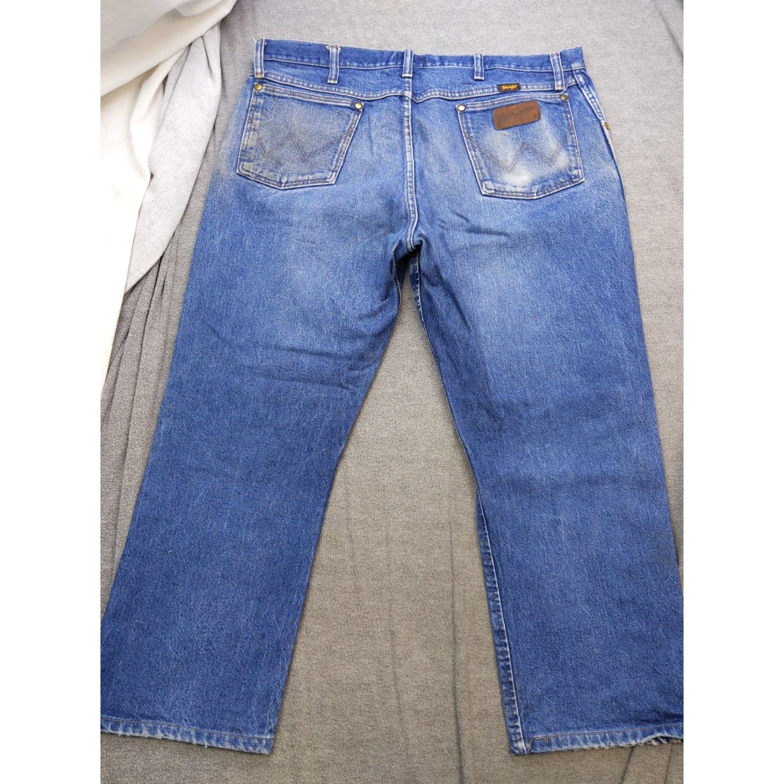 Wrangler Wrangler Jeans Mens 38x30 Blue Regular Fit Straight Denim Workwear Pants 1947 47MWZ Size US 36 / EU 52 - 5 Thumbnail