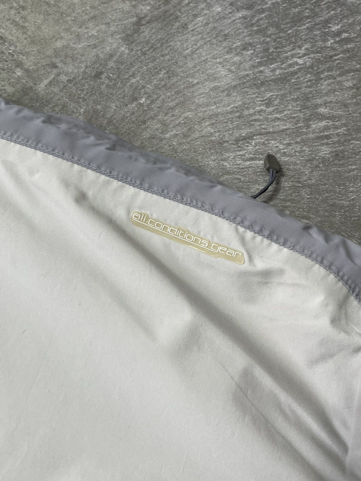 Nike ACG Vintage Nike ACG Ski Pants Snowboard Y2K Storm Fit 00s Size 28" / US 6 / IT 42 - 11 Thumbnail