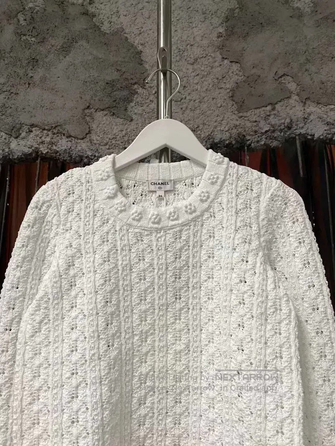 Chanel Chanel White Camellia Knit Sweater. Size XS / US 0-2 / IT 36-38 - 3 Thumbnail