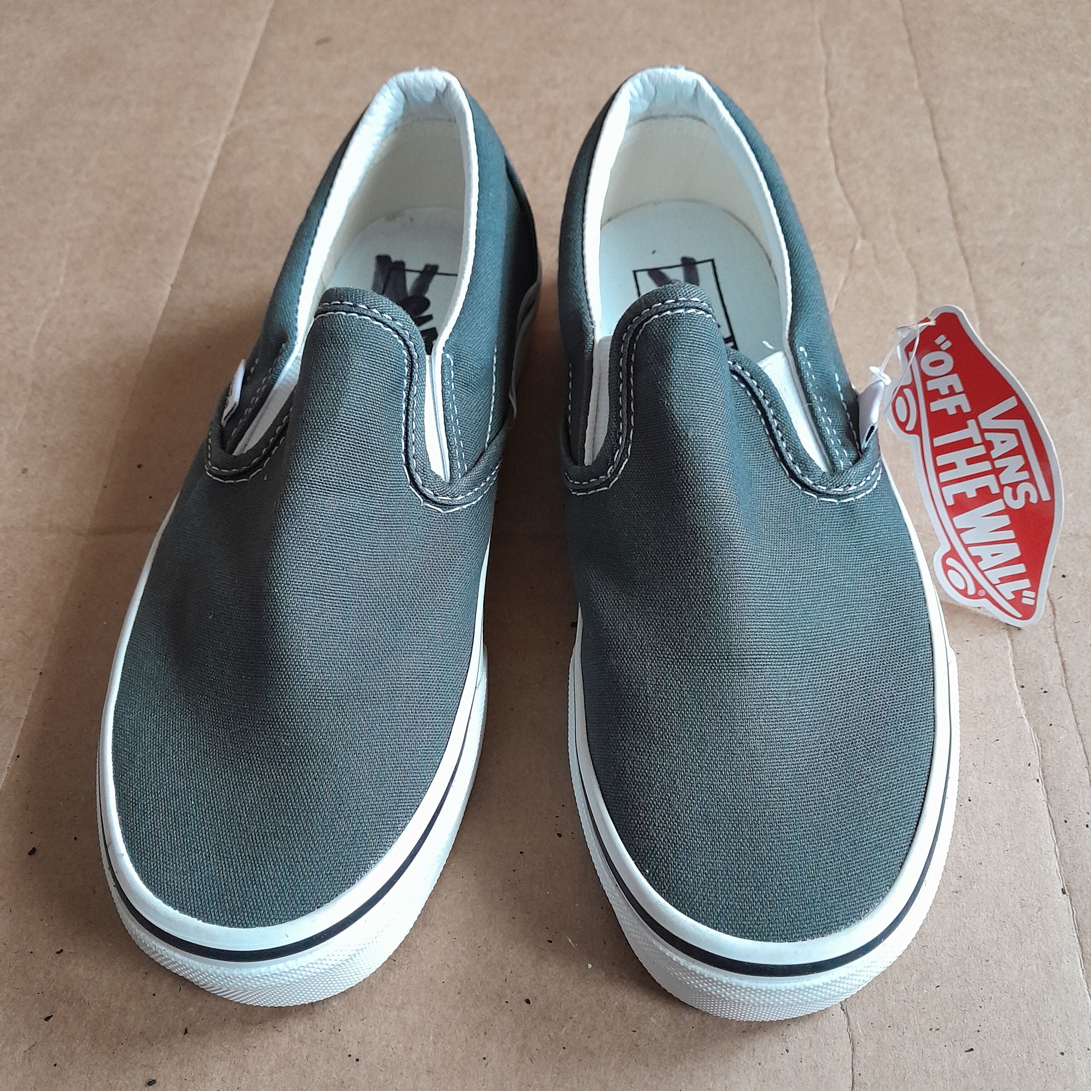 Vans Vans Classic Women’s Gray Slip-on Skateboard Sneakers Size US 6 / IT 36 - 1 Thumbnail