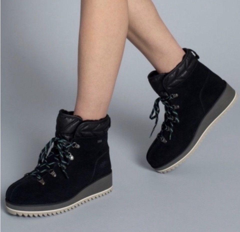 Ugg UGG Birch Waterproof Black Suede Wool lined Wedge boots Size US 8 / IT 38 - 2 Thumbnail