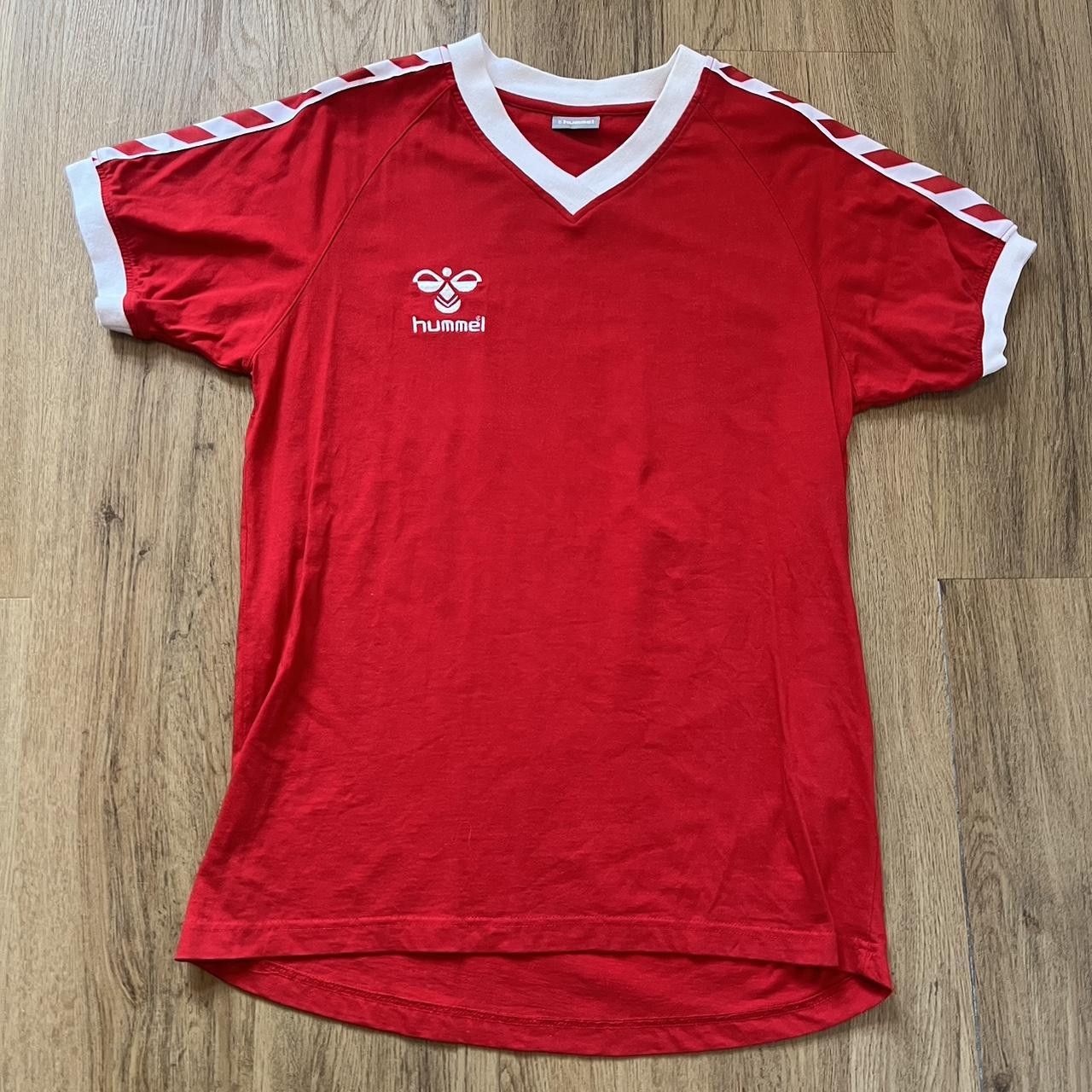 Hummel 70s Hummel Denmark football shirt football Vintage 90s Size US L / EU 52-54 / 3 - 1 Thumbnail