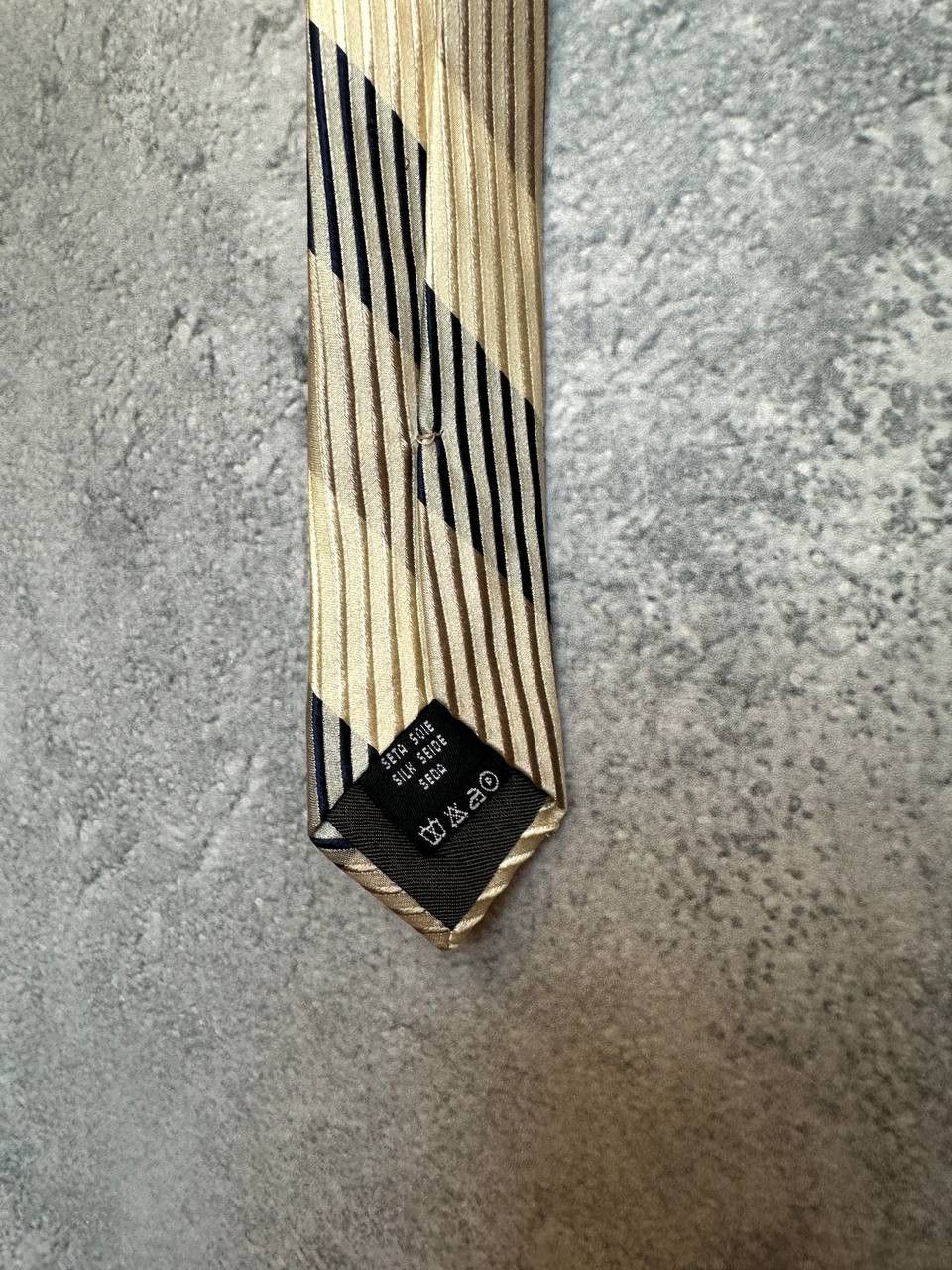 Valentino Valentino Vintage Silk Tie Striped Made in Italy 100% Silk Size ONE SIZE - 5 Thumbnail