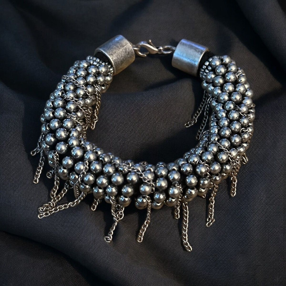 Other Chunky silver tone wrapped bead and chain dangles bracelet Size ONE SIZE - 1 Thumbnail