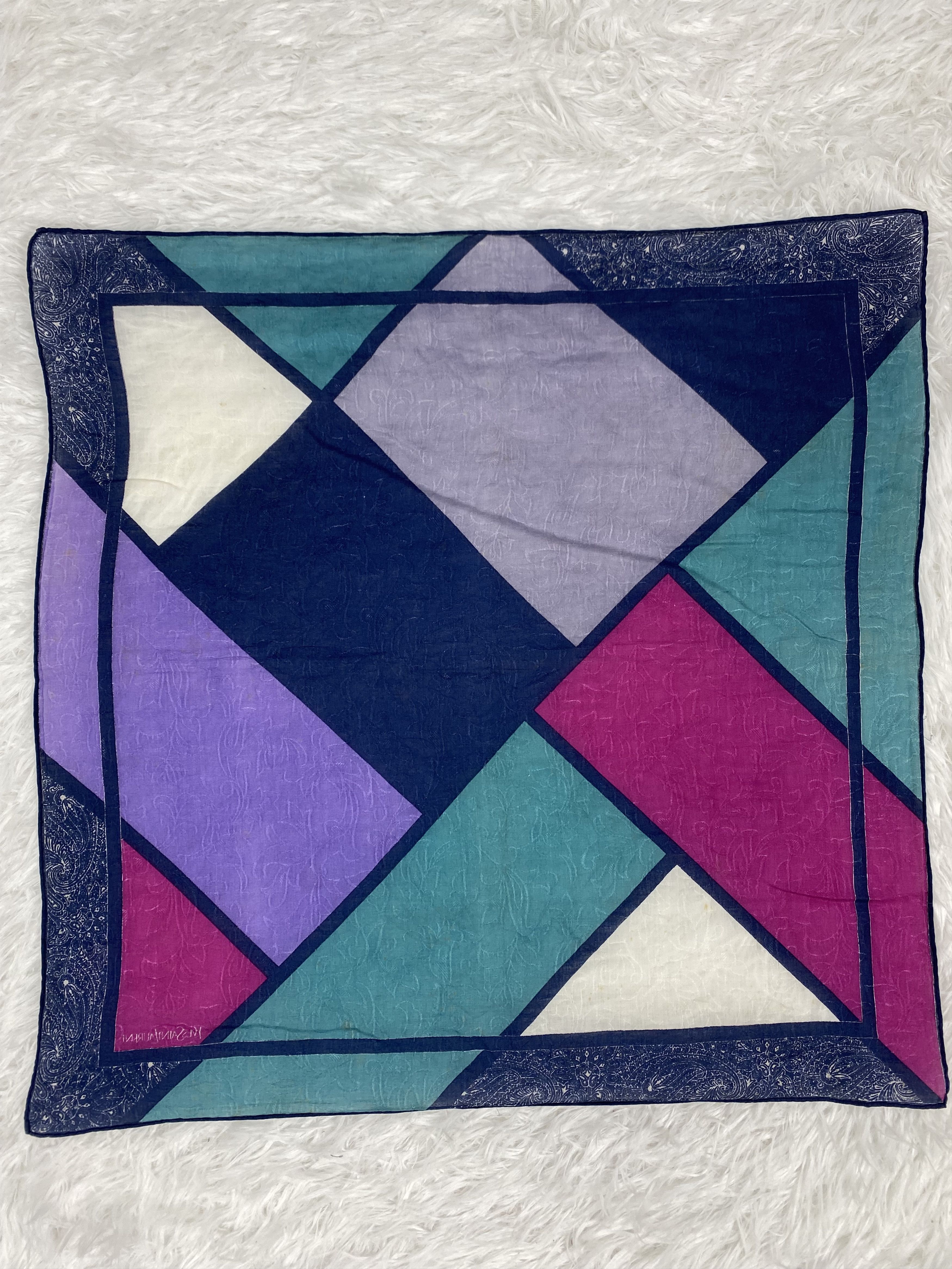 Vintage Vintage Yves Saint Lauren Handkerchief PH0091 Size ONE SIZE - 4 Thumbnail
