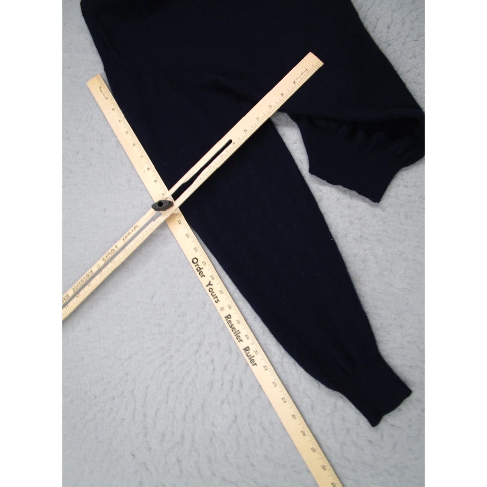 Vintage VINTAGE Denner Cashmere Sweater Mens Medium Navy Blue 100% Cashmere V-Neck Pullover Slim Fit Mens Size M Size US M / EU 48-50 / 2 - 7 Thumbnail