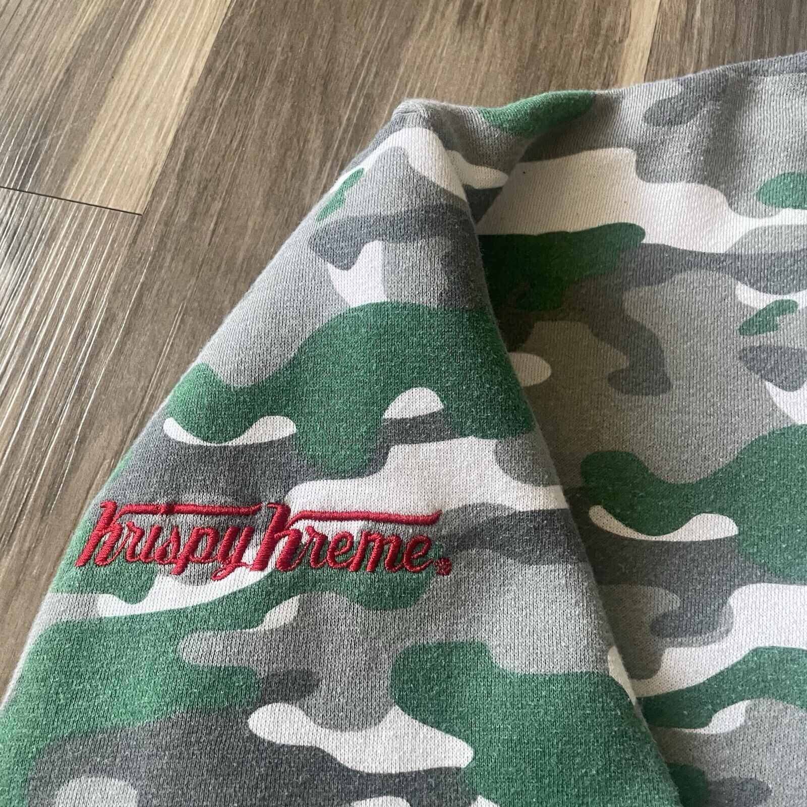 Vintage Krispy Kreme Hoodie Green Camouflage Zip Up Jesse Pinkman Size US XL / EU 56 / 4 - 4 Thumbnail