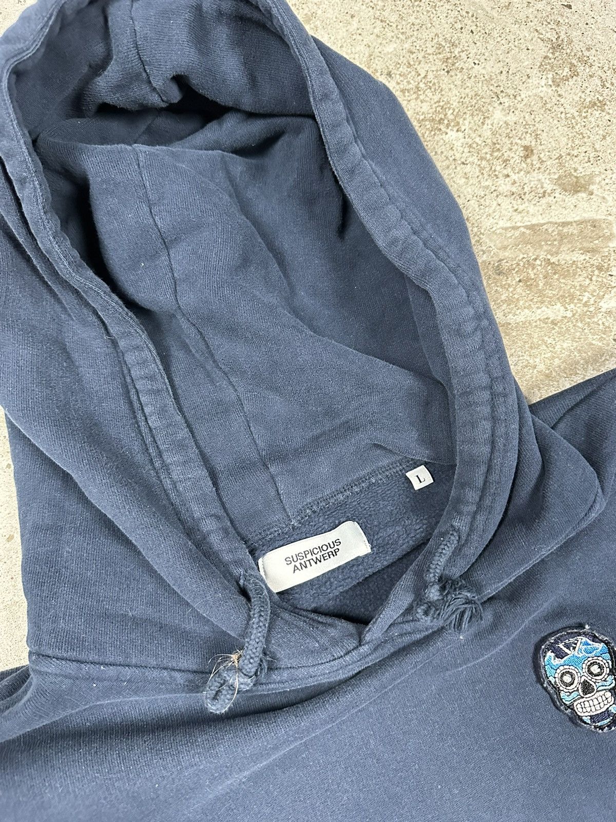 Suspicious Antwerp Suspicious Antwerp Navy Skull Logo Hoodie Sweatshirt Size US L / EU 52-54 / 3 - 6 Thumbnail