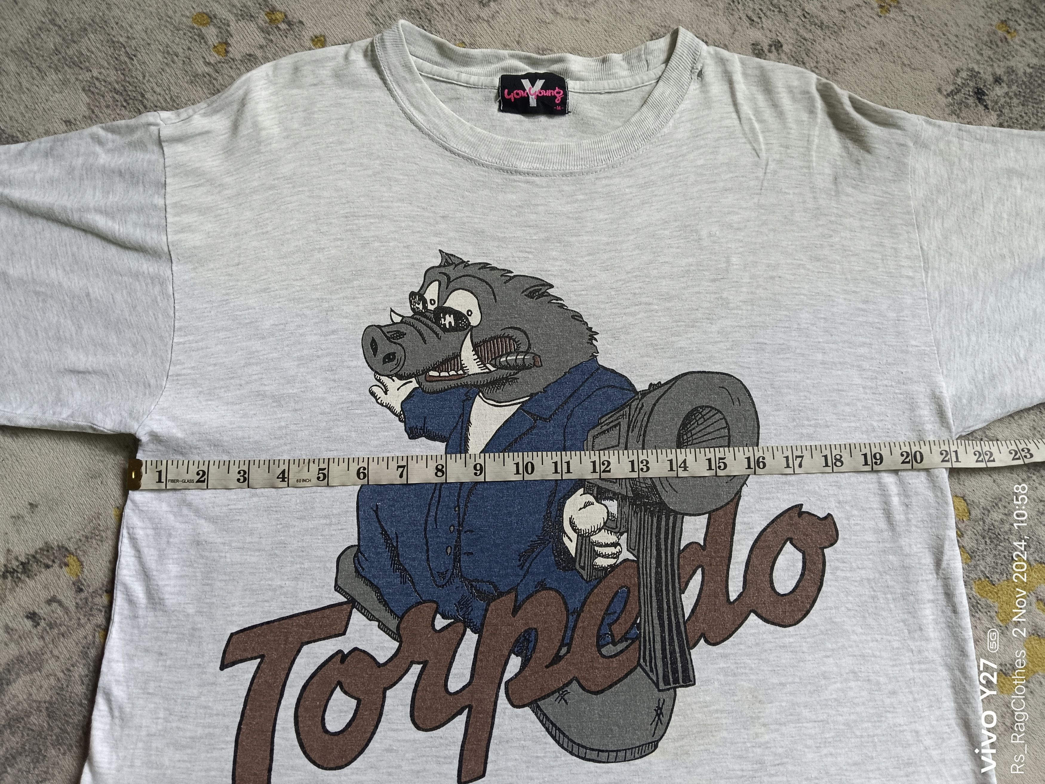 Vintage Vintage Animal Turpedo Tee Size US L / EU 52-54 / 3 - 9 Thumbnail