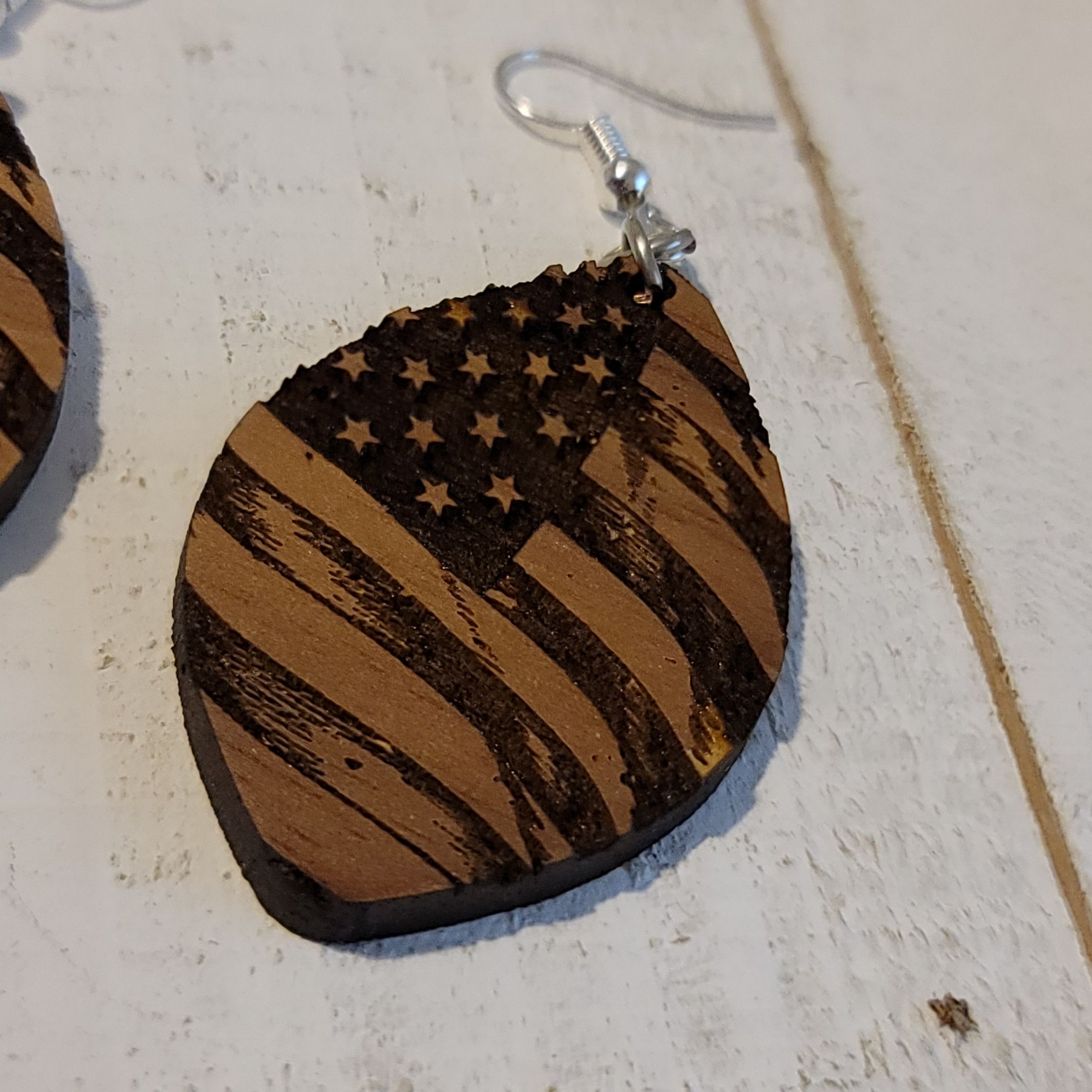 Handmade American Flag Dangle Earrings Size ONE SIZE - 3 Thumbnail