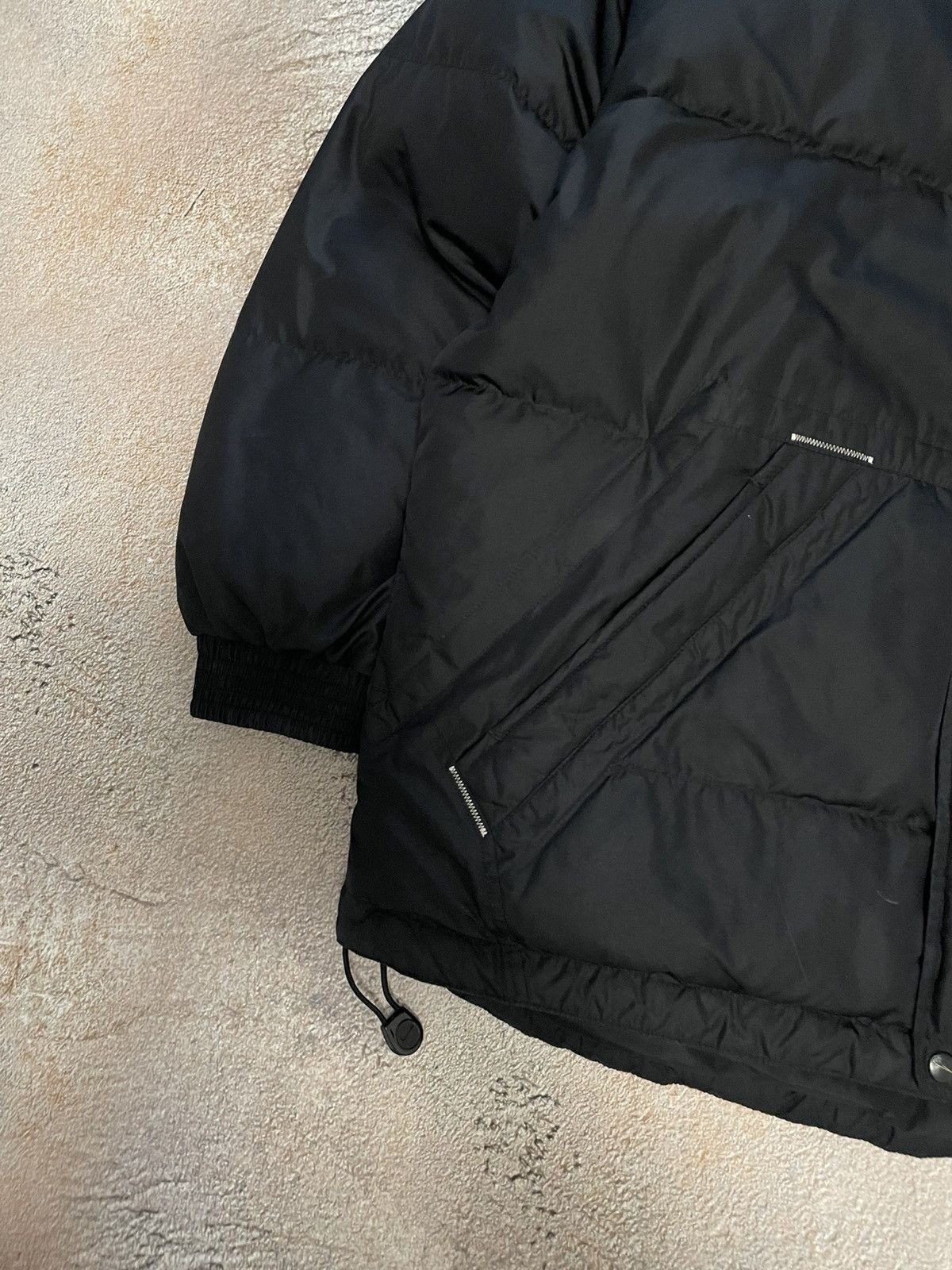 Nike Vintage Nike Big Swoosh Black Baggy Puffer Jacket Size US L / EU 52-54 / 3 - 5 Thumbnail