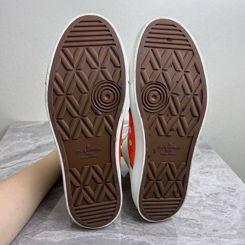 Louis Vuitton Louis Vuitton Tattoo Monogram High-Top Sneakers - Size US 9.5 / EU 42-43 - 4 Thumbnail