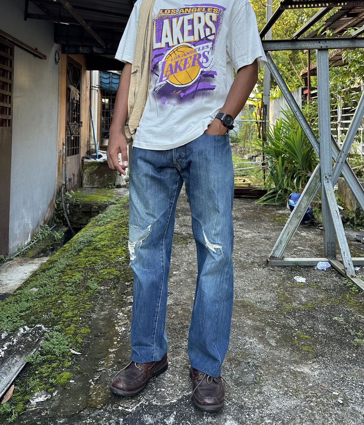 Studio D'Artisan 👹Vintage Studio’D Artisan Distressed Bootcut Jeans Size US 32 / EU 48 - 16 Thumbnail
