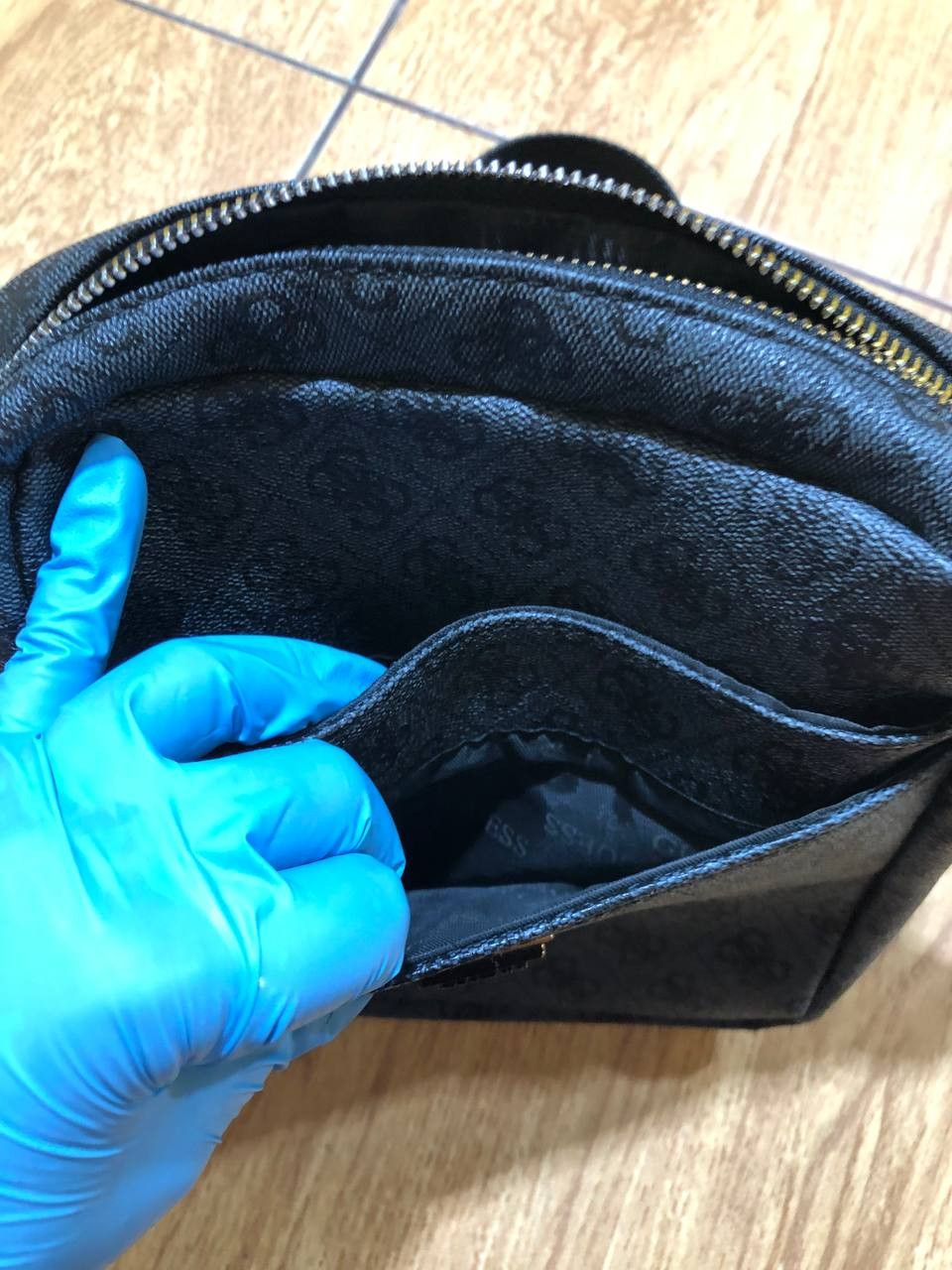 Guess Men’s Guess Crossbody Bag MONOGRAMM Size ONE SIZE - 7 Thumbnail