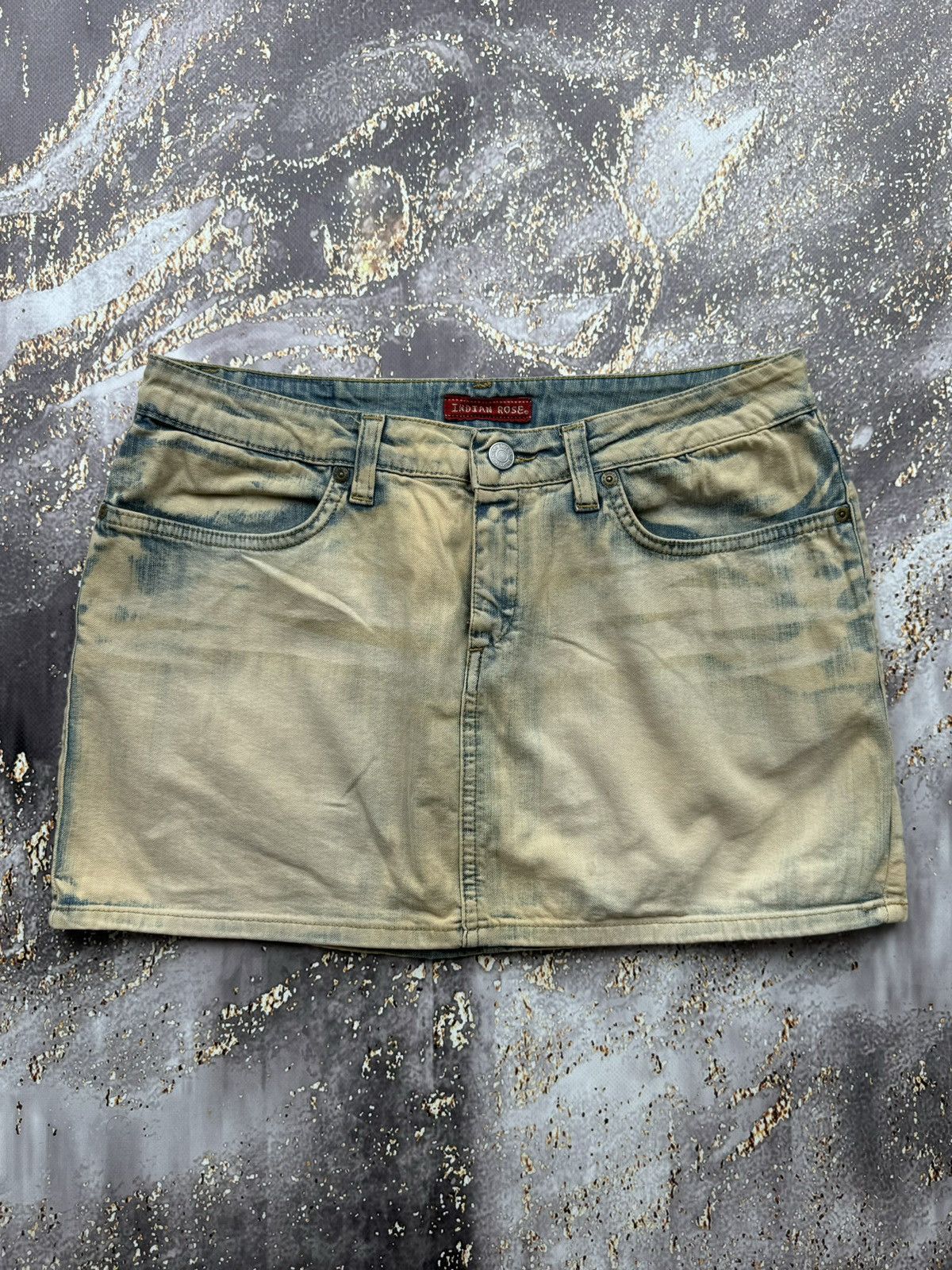 Vintage Vintage Waxed Denim Mini Skirt Size 28" / US 6 / IT 42 - 1 Thumbnail
