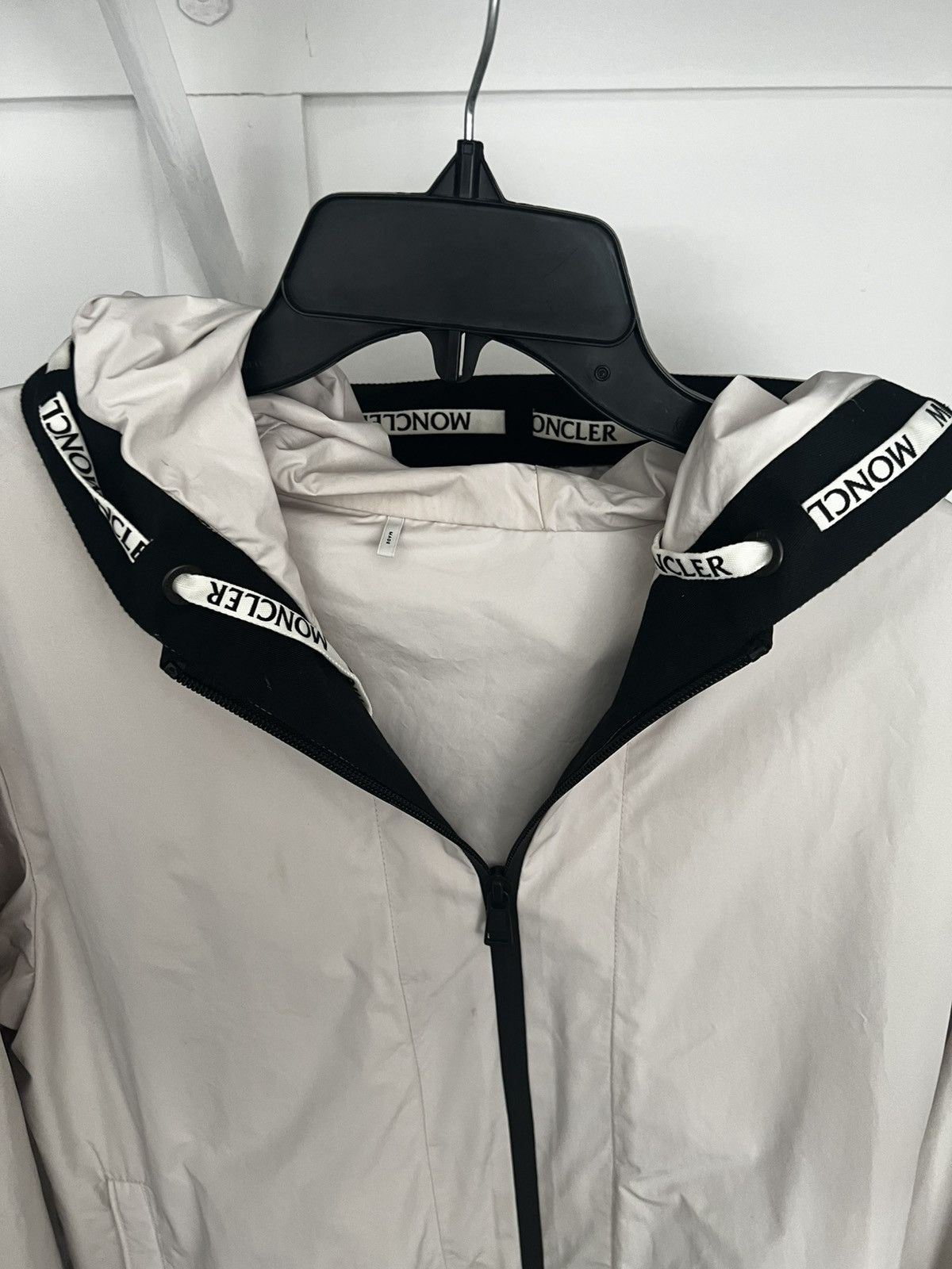 Moncler Moncler Giubbotto Charles Ivory Jacket Size US XL / EU 56 / 4 - 8 Thumbnail