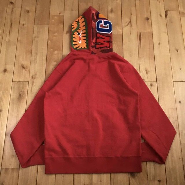 Bape BAPE Red camo shark full zip hoodie a bathing ape Size US L / EU 52-54 / 3 - 2 Thumbnail