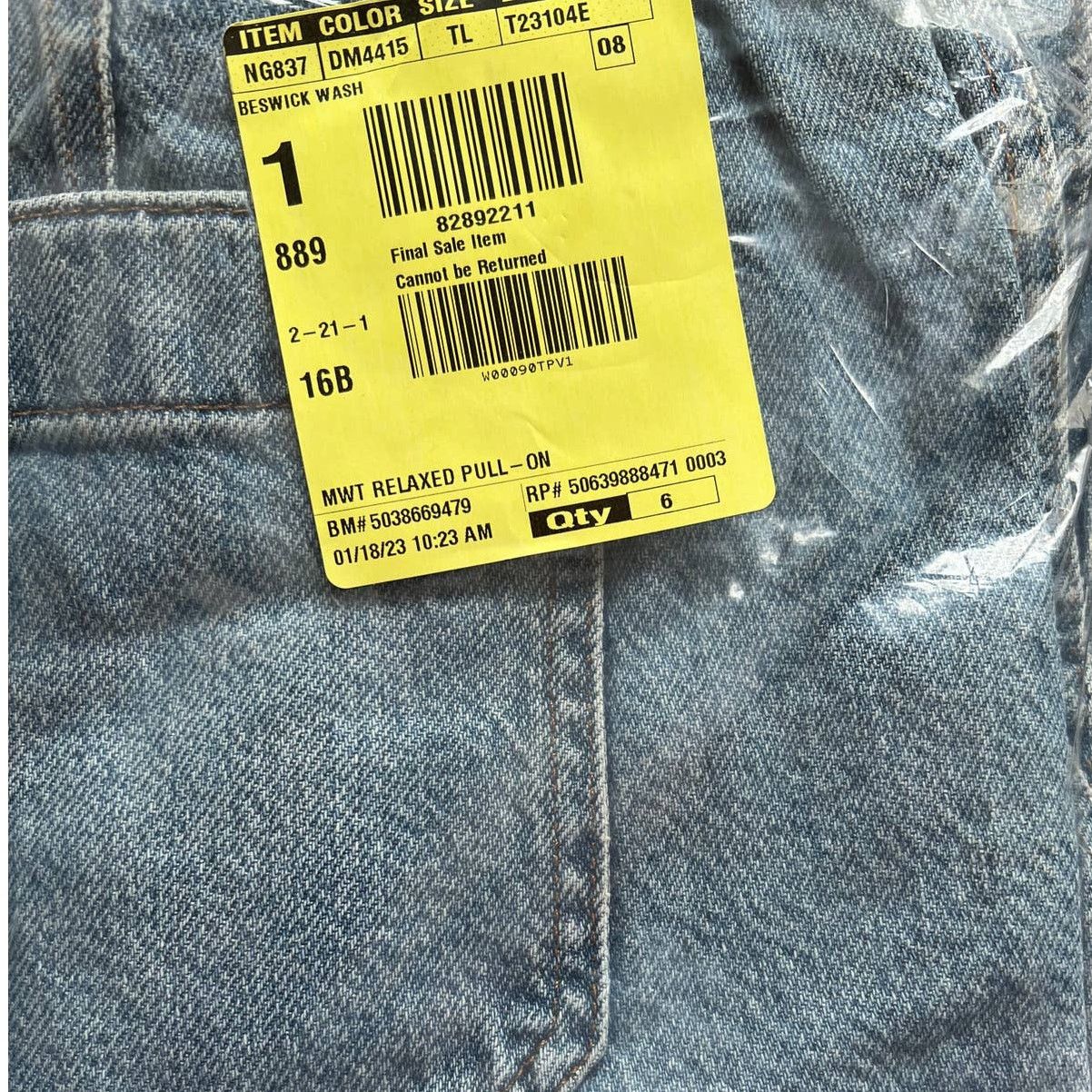 Madewell Madewell Pull-On Relaxed Jeans in Beswick Wash, Tall L Size 34" / US 12 / IT 48 - 4 Thumbnail