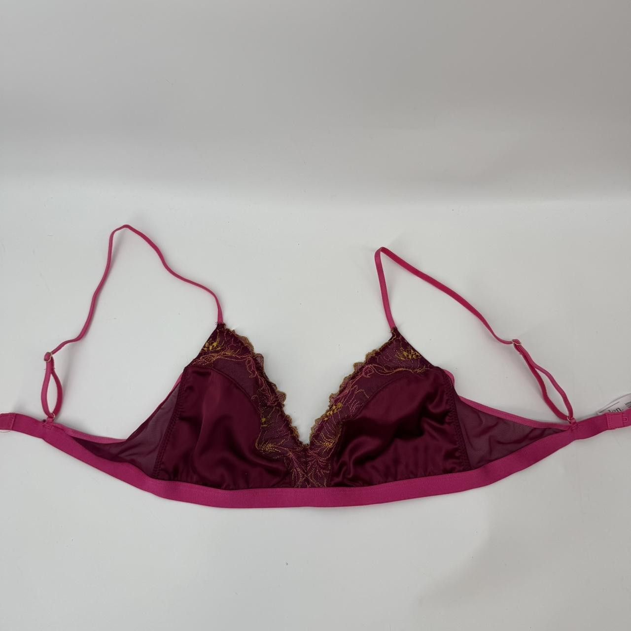 Alden Auden Lace Trim Wireless Unlined Bralette Size Small Size ONE SIZE - 1 Thumbnail