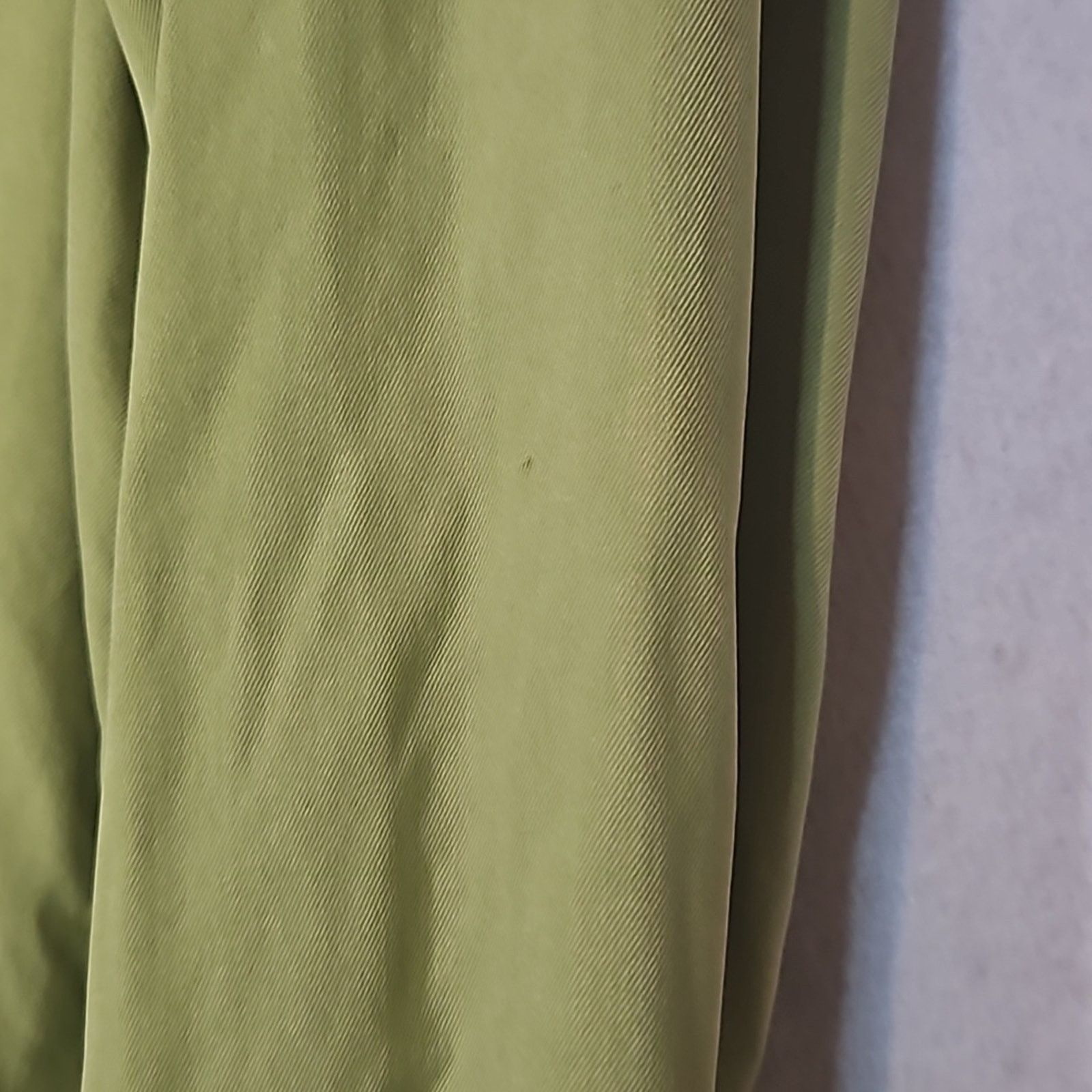 Tommy Bahama Tommy Bahama Lime Green Silk Button Down Long Sleeve Shirt Size US XL / EU 56 / 4 - 5 Thumbnail