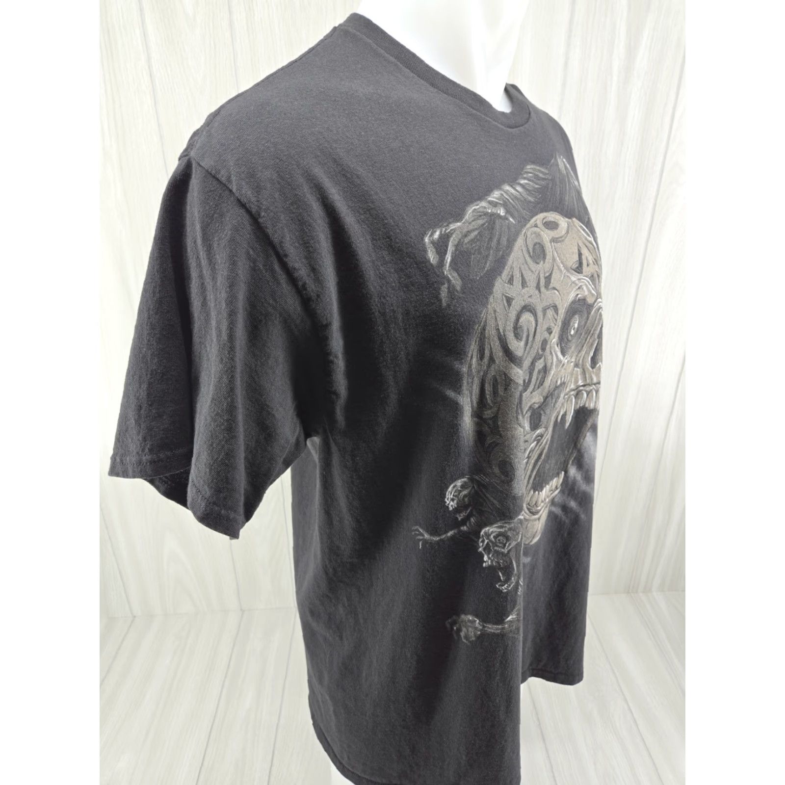 Vintage Zombie Skull Skeleton Reaper Halloween Grunge Black Graphic T-Shirt XL Men's Short Sleeve Crew Neck Cotton Knit Graphic Print Vintage No N/A Size US XL / EU 56 / 4 - 6 Thumbnail