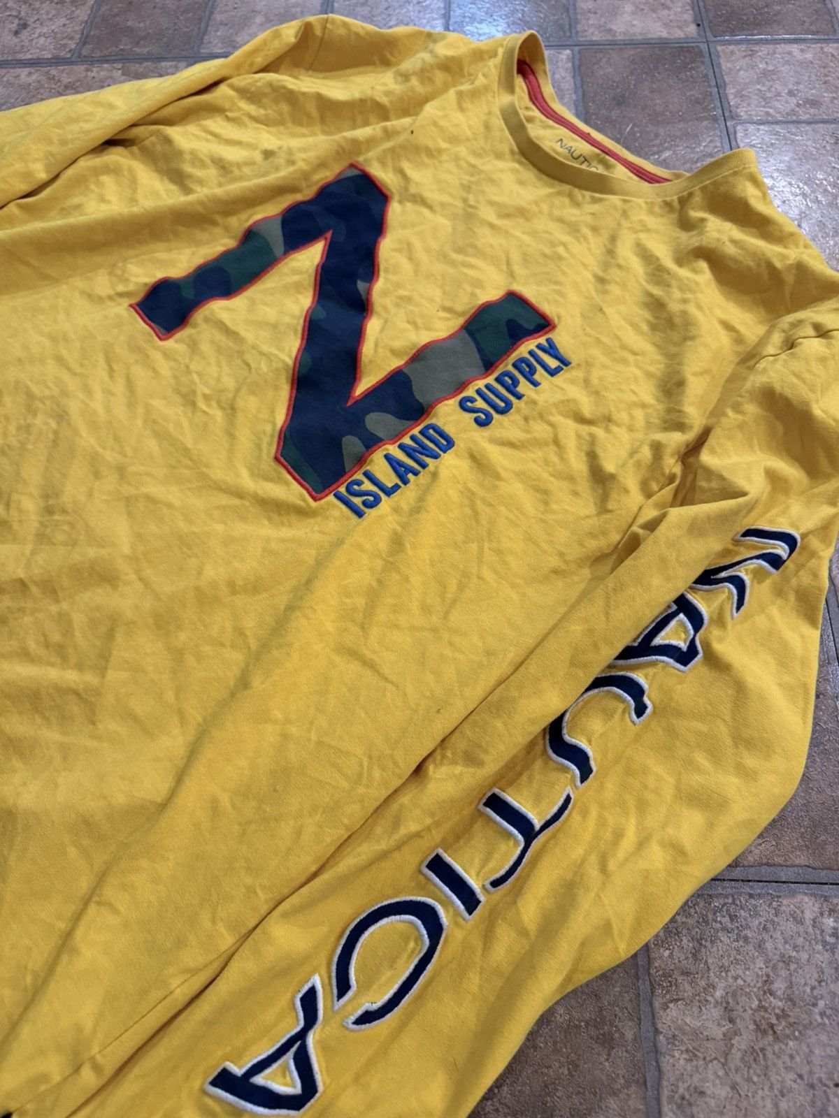 Nautica Nautica -yellow long sleeve Size US L / EU 52-54 / 3 - 1 Thumbnail