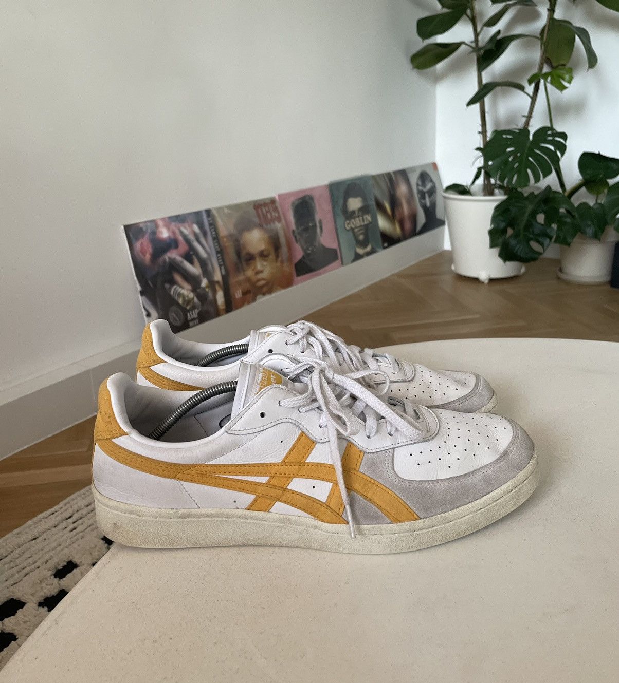 Asics Onitsuka Tiger OG Sneakers Vintage Y2k Yellow White Footwear