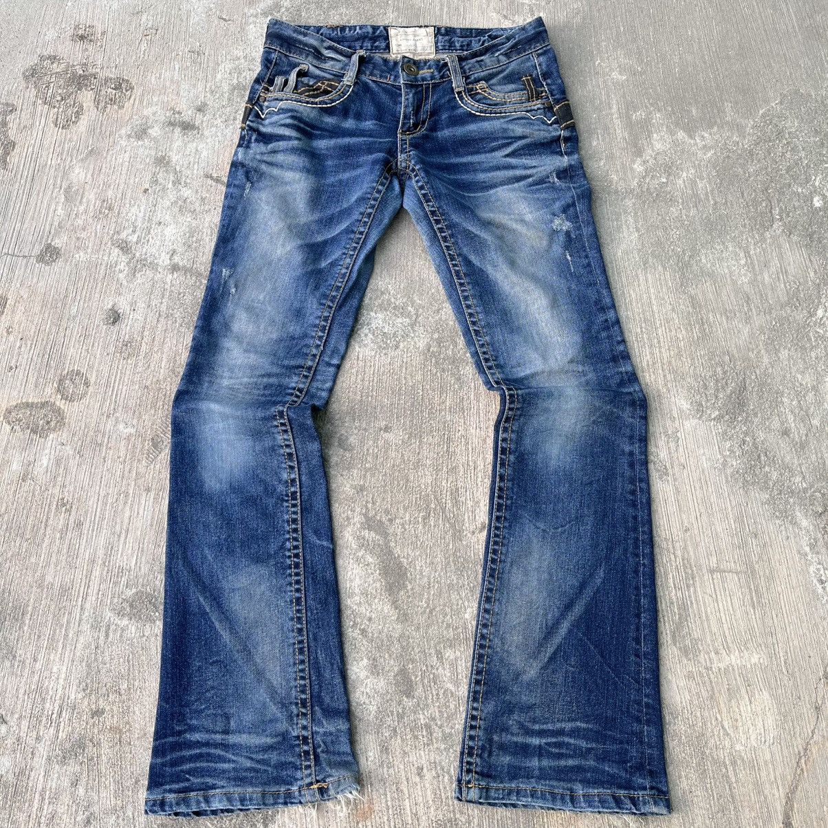 Japanese Brand Vintage Lolita Faded Flare Distressed Jeans Size US 30 / EU 46 - 4 Thumbnail