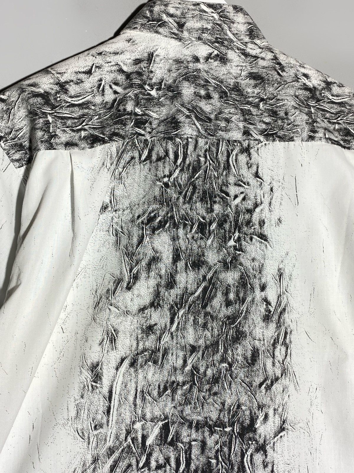 Versace Vintage Versace Avant Garde Japanese Shirt Size US L / EU 52-54 / 3 - 9 Thumbnail
