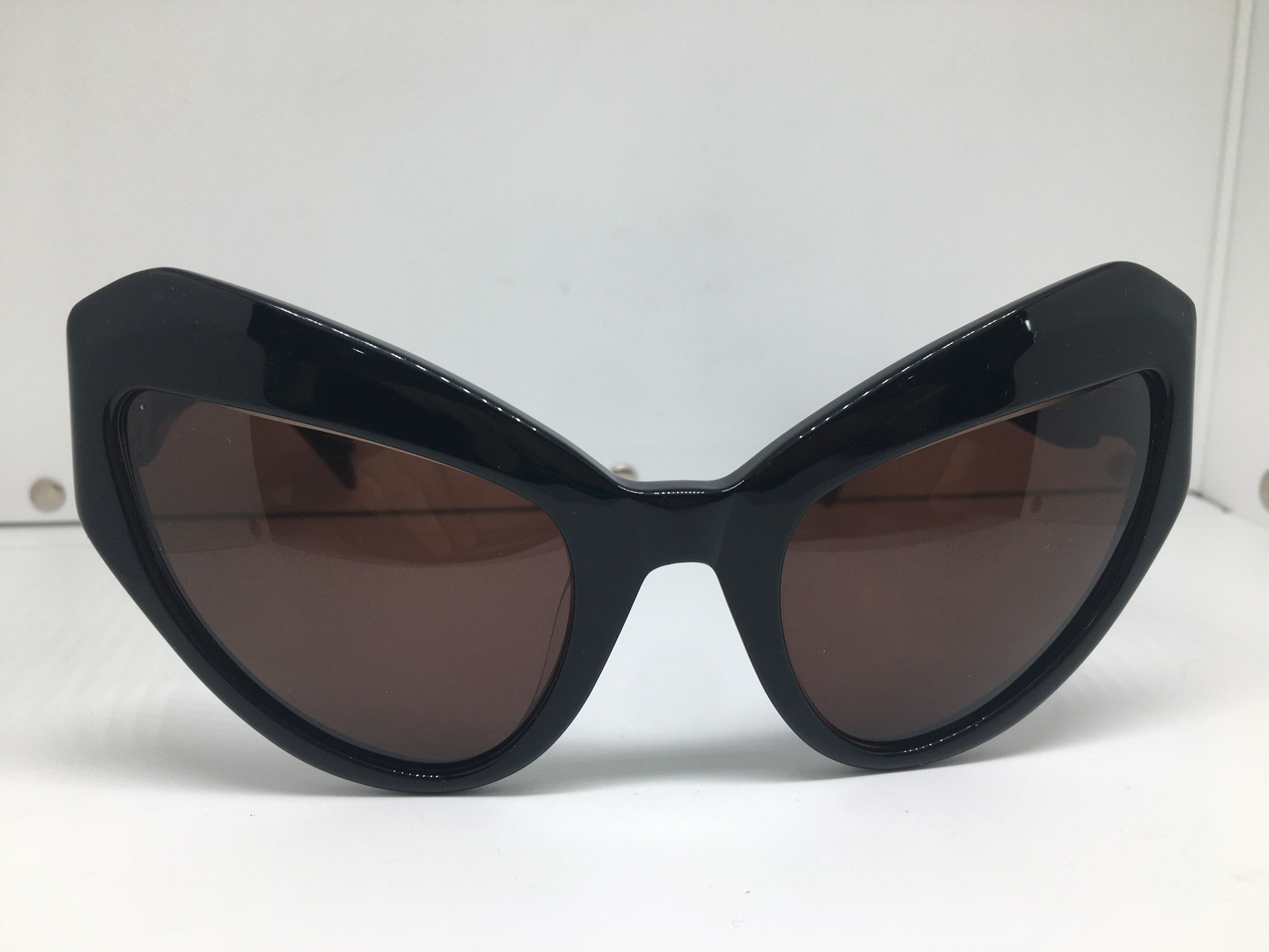Karen Walker Karen Walker BOW WOW Black Cat Eye Oversize Sunglasses Size ONE SIZE - 1 Thumbnail