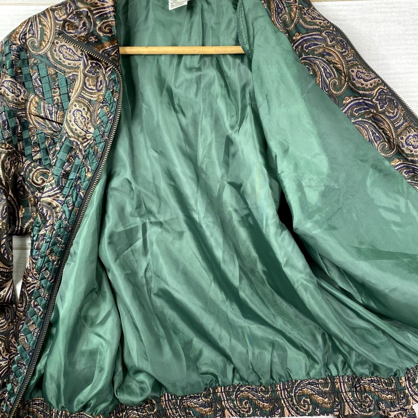 Greats VINTAGE Cavalier Jacket Womens XS Paisley Green 100% Silk Lace Zipper Short Sleeve Hand Wash Only Size XS / US 0-2 / IT 36-38 - 5 Thumbnail