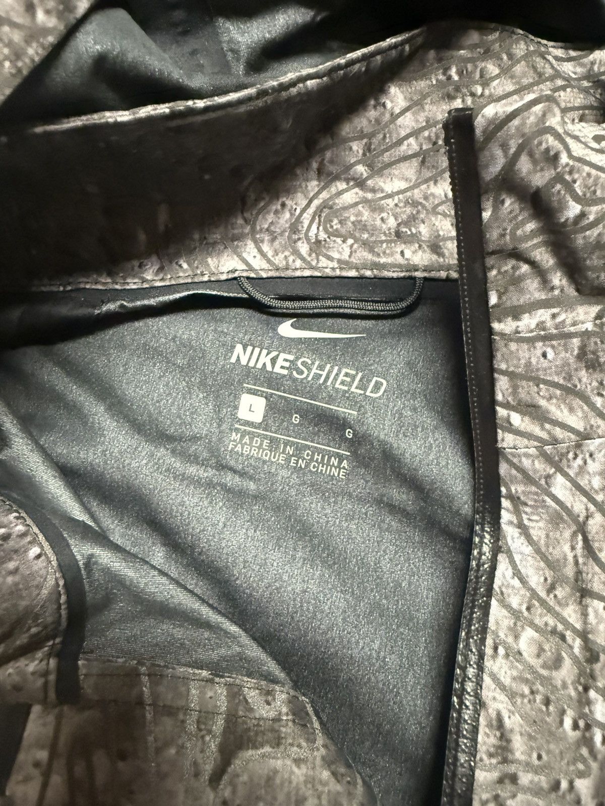 Nike NIKE Large L ZONAL AEROSHIELD ENERGY Men's Running Jacket Size US L / EU 52-54 / 3 - 7 Thumbnail