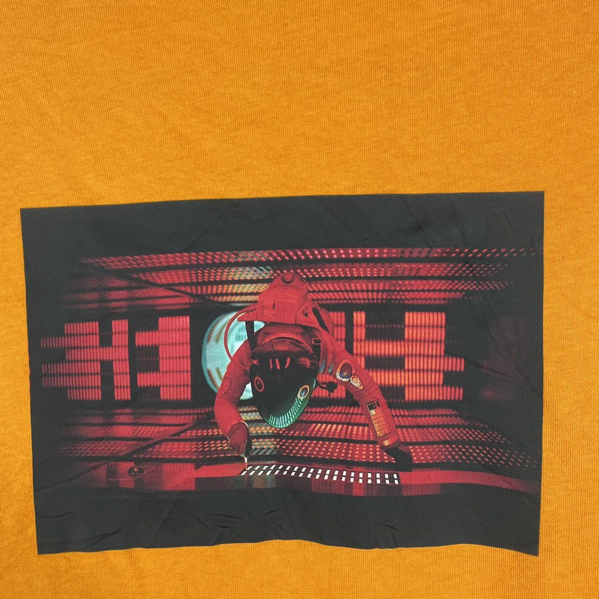 Other 🔥Rare🔥Trash🔥🇯🇵GU X 2001 : A Space Odyssey Big Image Promo Tee Size US L / EU 52-54 / 3 - 2 Thumbnail