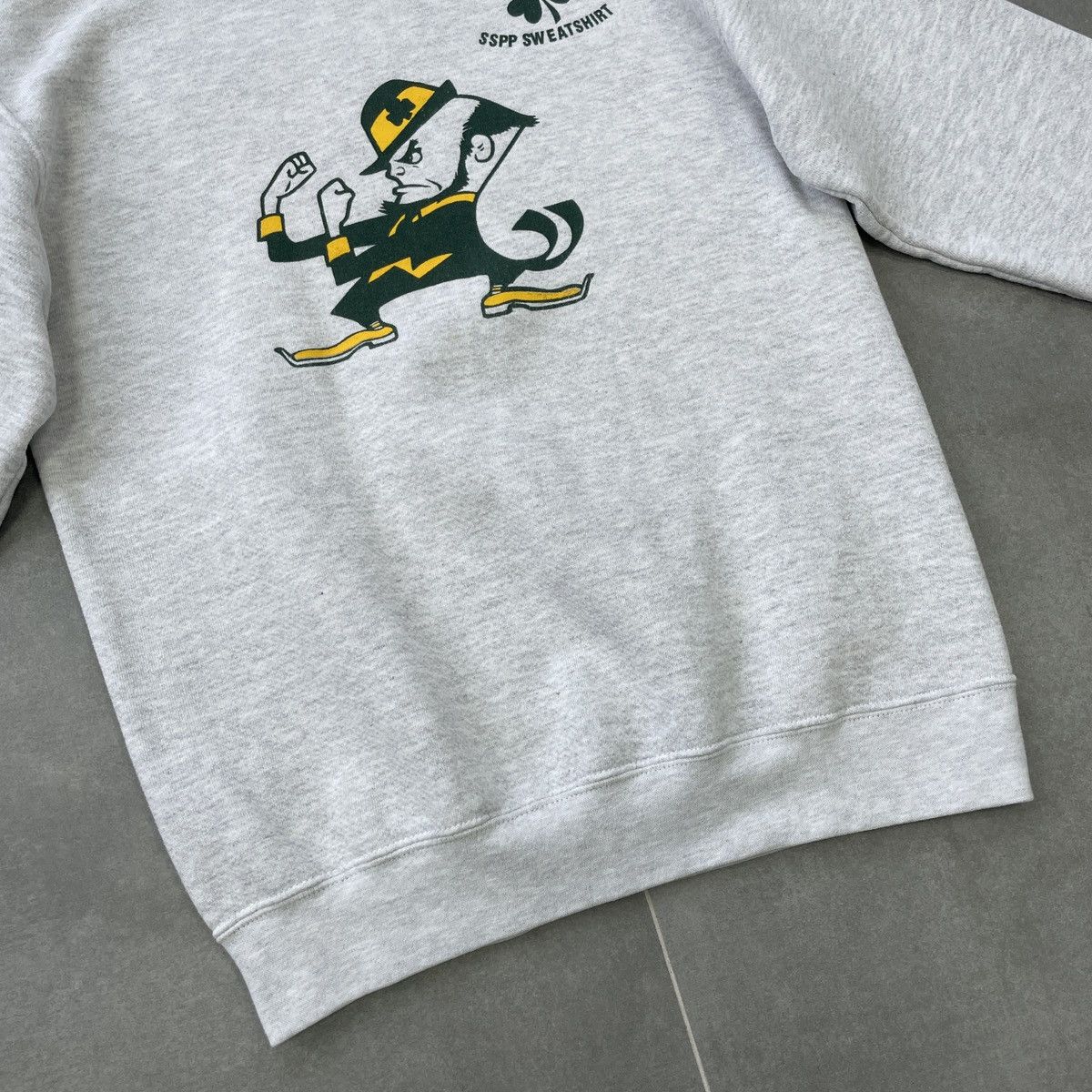 Lee × Vintage Vintage Lee Class Of 2002 Sweatshirt Size S Size US S / EU 44-46 / 1 - 6 Thumbnail