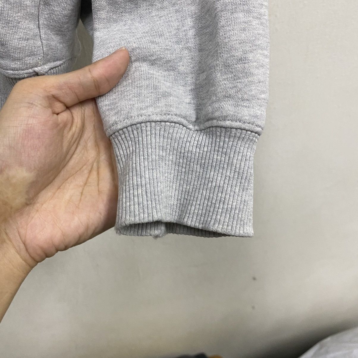 Acne Studios Boxy Yana Face PSS17 Sweatshirt Made in Portugal Size US XS / EU 42 / 0 - 7 Thumbnail