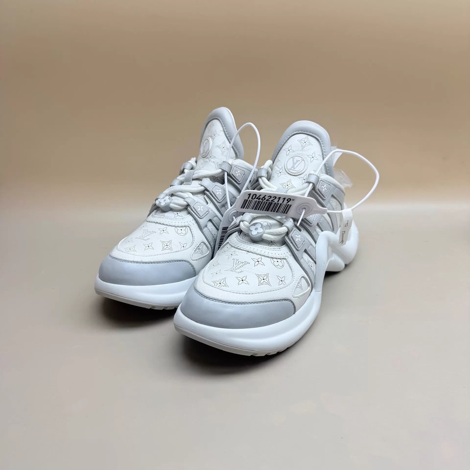 Louis Vuitton LV Gray & White Monogram Arch Dad Slide 39 95New Size US 8.5 / IT 38.5 - 1 Thumbnail