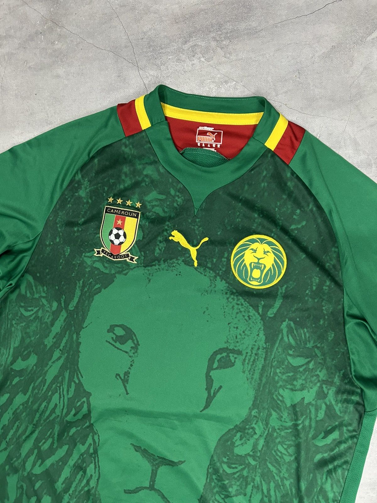 Puma Cameroon 2012-2013 Home Football Shirt Soccer Jersey Puma Size US XL / EU 56 / 4 - 4 Thumbnail
