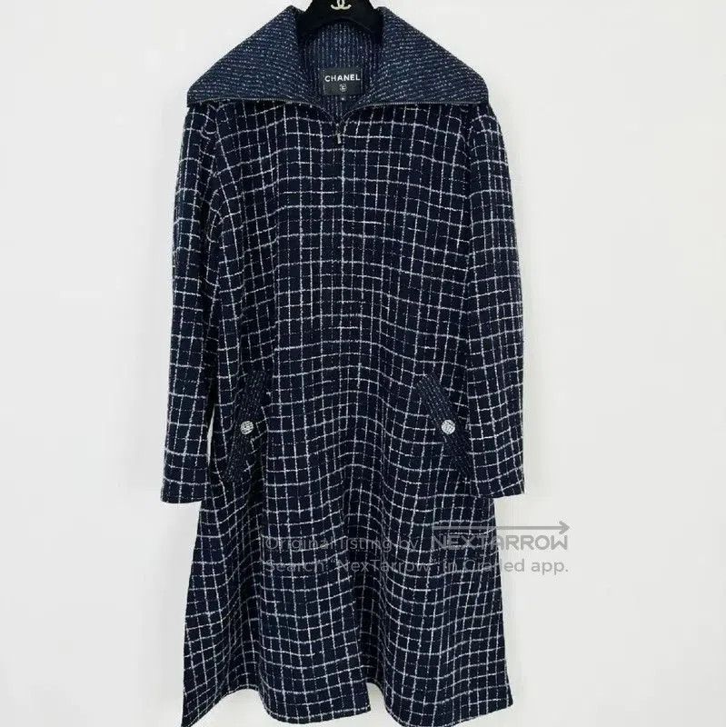 Chanel Chanel Long Wool Coat in Deep Blue . Size M / US 6-8 / IT 42-44 - 1 Thumbnail