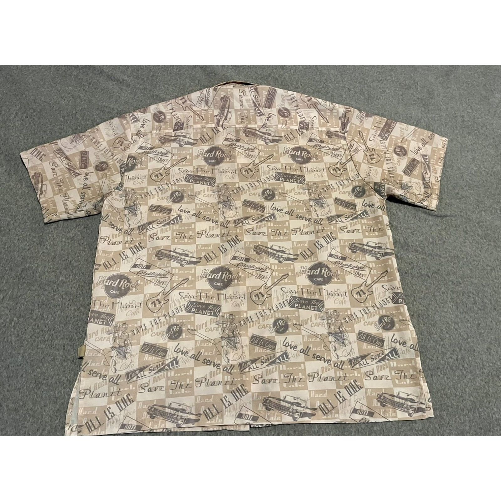 Hard Rock Cafe Hard Rock Cafe Shirt Mens Button-Up Beige Short Sleeve Retro Diner Save The Planet M Size US M / EU 48-50 / 2 - 4 Thumbnail