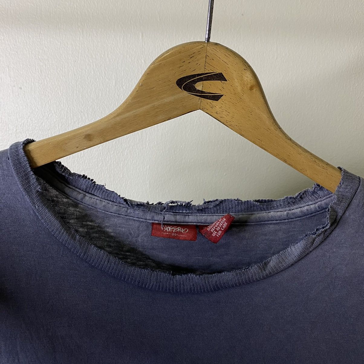 Mossimo Vintage 2000s Mossimo Distressed Faded T Shirt Size US XL / EU 56 / 4 - 4 Thumbnail