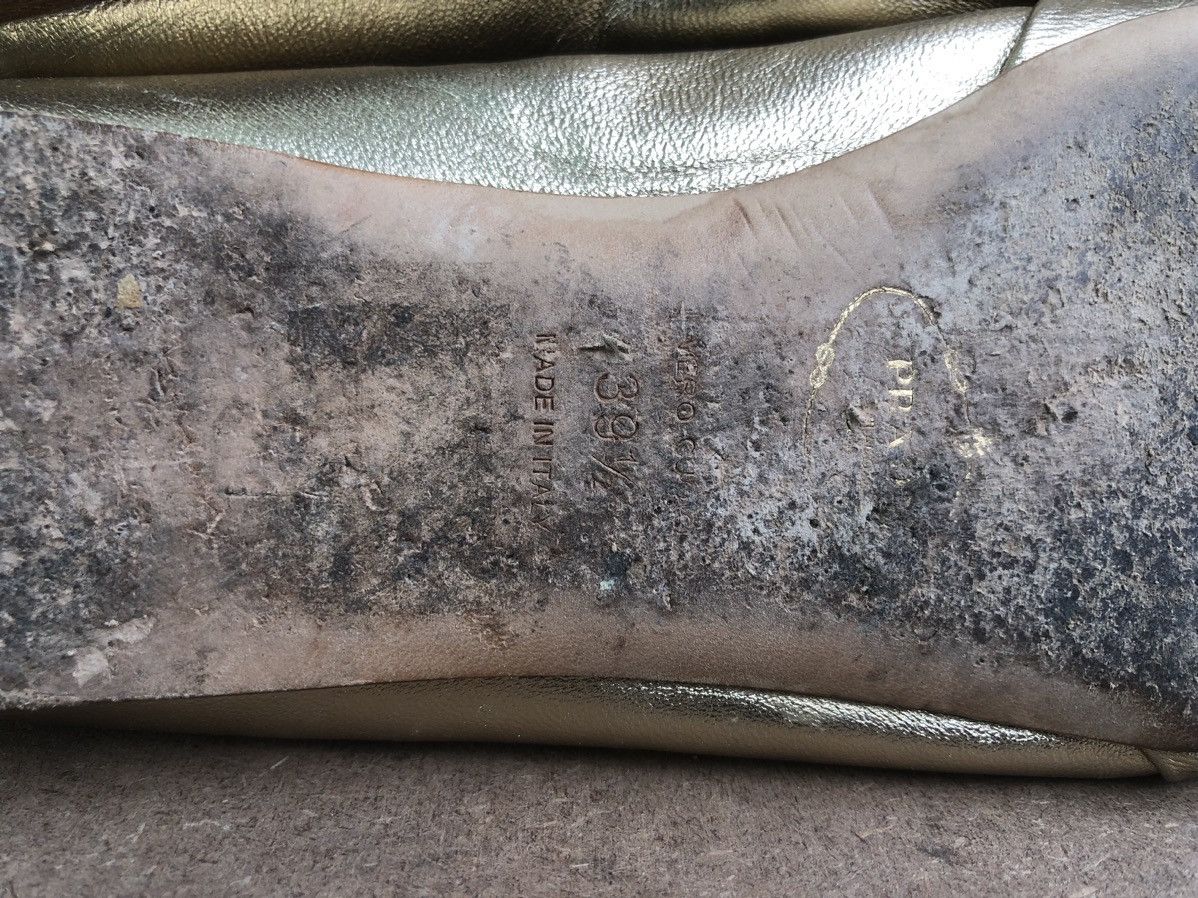 Prada Prada Gold Leather Women’s Flat shoes Size 39.5 Made In 🇮🇹 Size US 9.5 / IT 39.5 - 14 Thumbnail