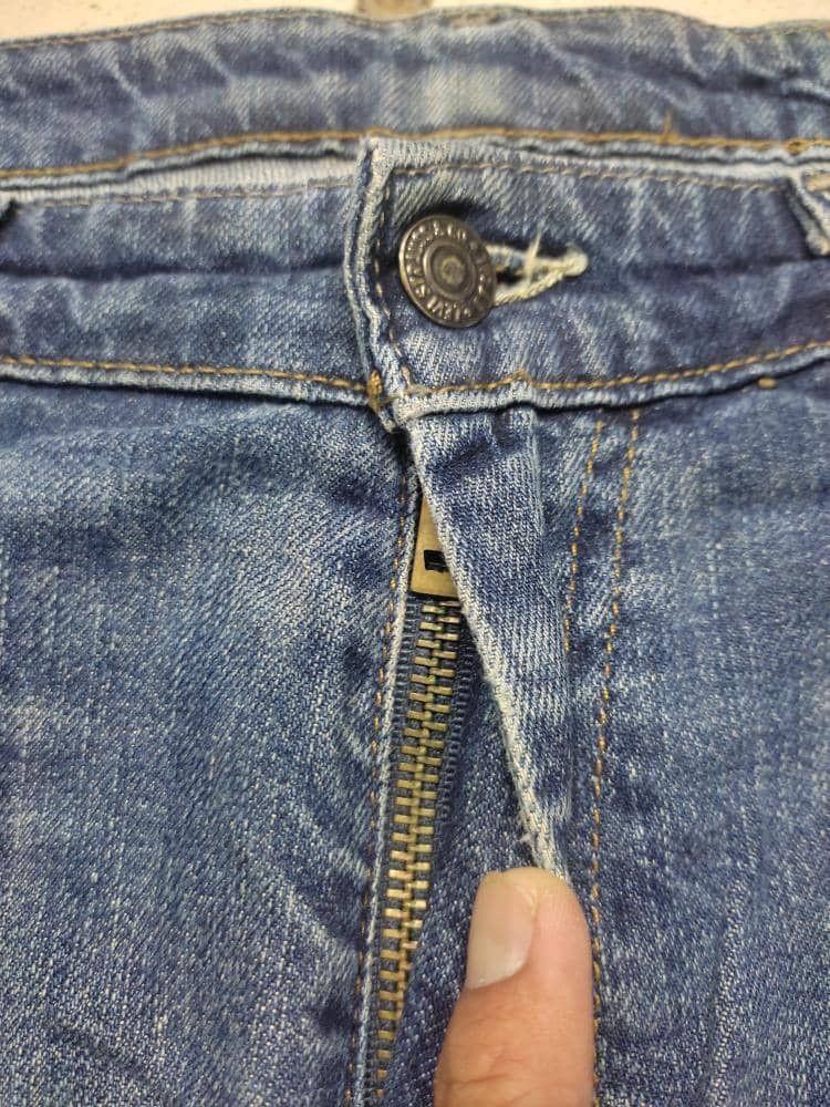 Levi's × Levi's Vintage Clothing LEVIS DISTRESSED JEANS VINTAGE LOOK Size US 37 - 5 Thumbnail