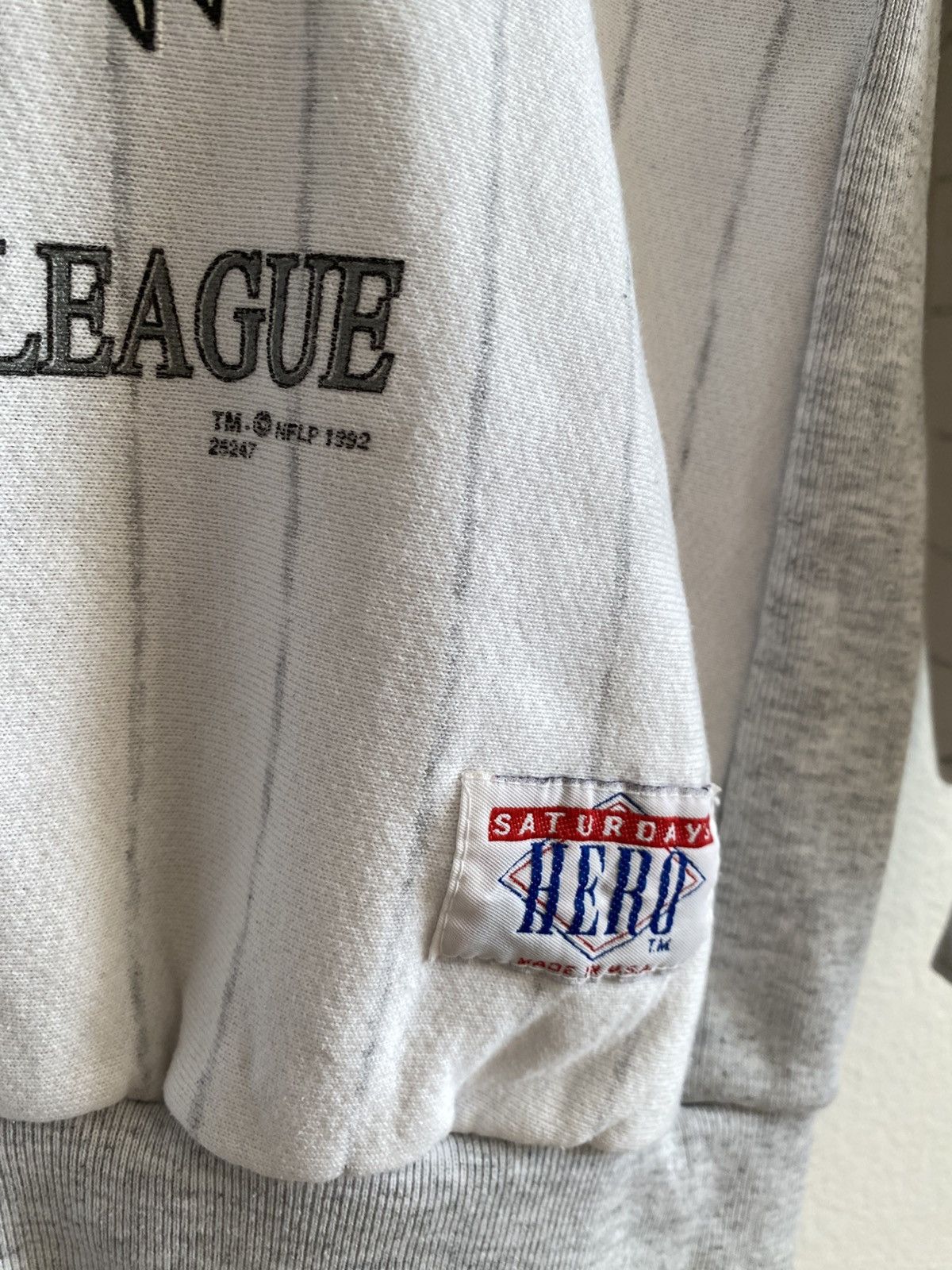 NFL Vintage 90s LA Raiders Crewneck Sweatshirt Size US XL / EU 56 / 4 - 4 Thumbnail
