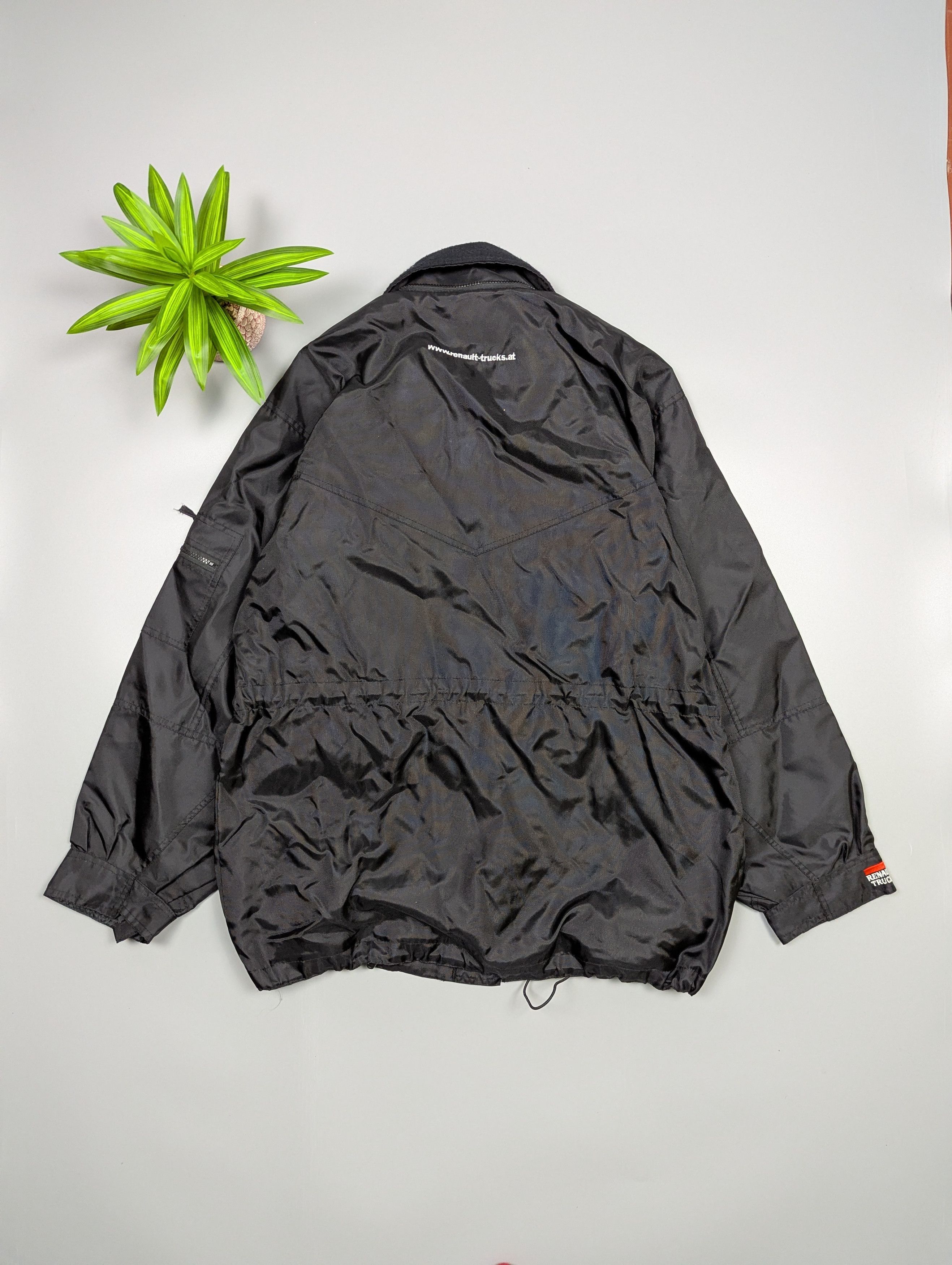 Vintage Renault Trucks Lightweight Windbreaker Jacket Black Size XL Size US XL / EU 56 / 4 - 11 Thumbnail
