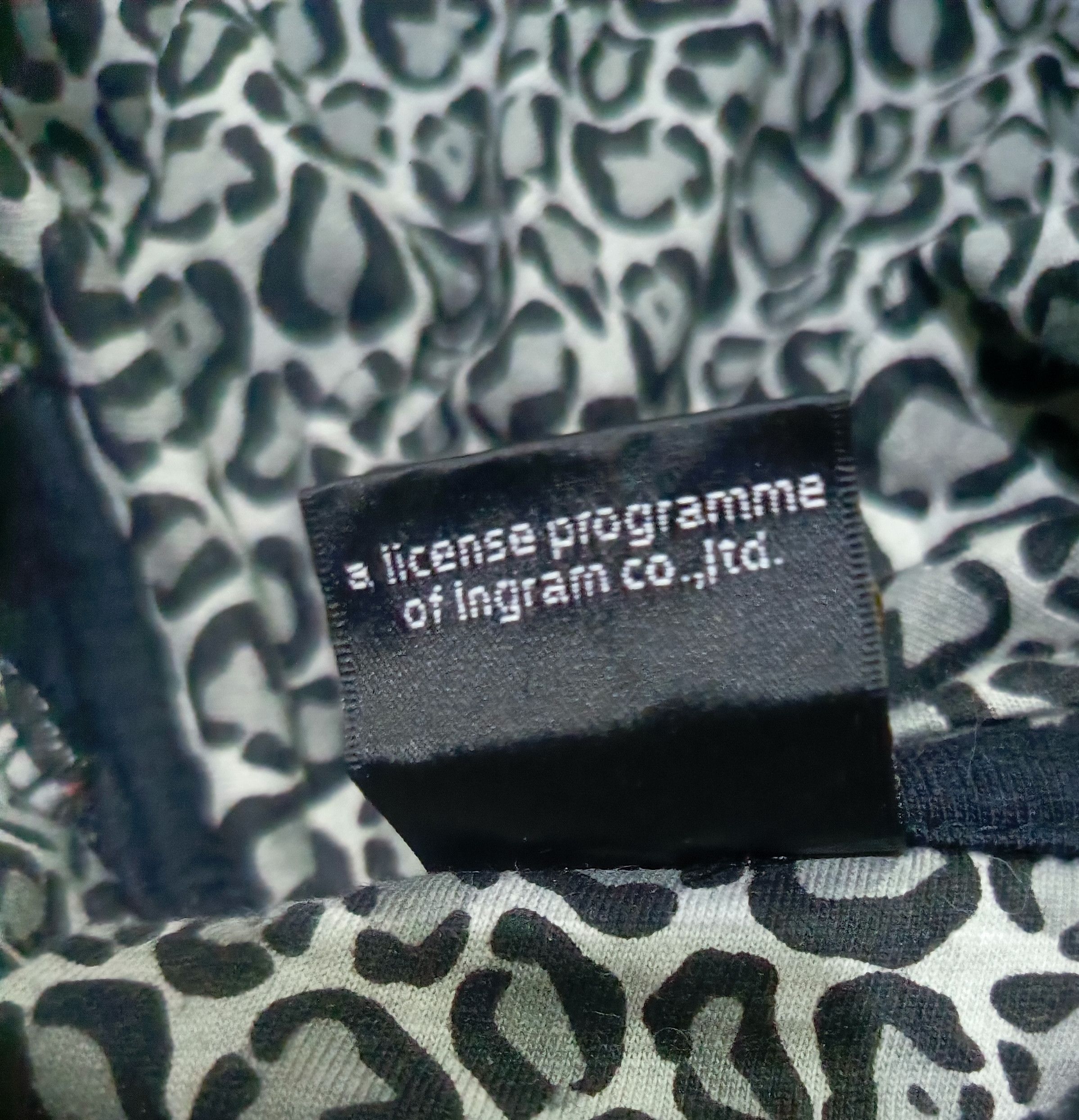 Le Grande Bleu (L.G.B.) black fur hoodie with leopard stripes Lgb Type Size US M / EU 48-50 / 2 - 12 Thumbnail
