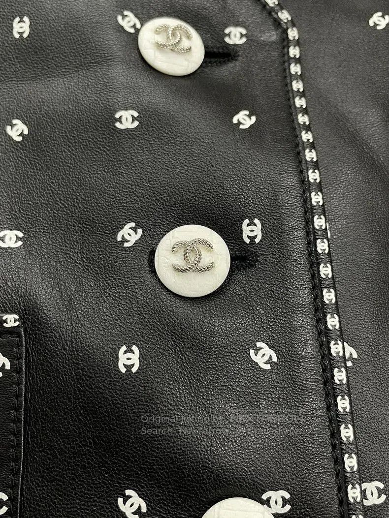 Chanel Chanel Black Logo Leather Sleeveless Vest. Size US XS / EU 42 / 0 - 5 Thumbnail